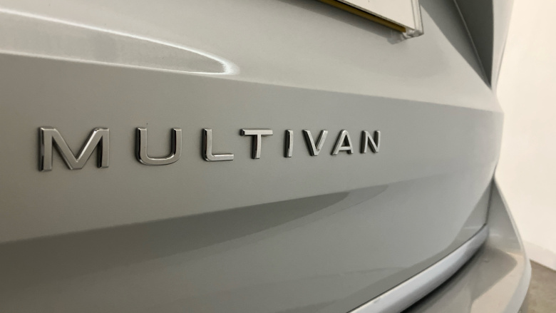 Volkswagen Multivan 2.0 TDI Style 5dr LWB DSG Diesel Estate